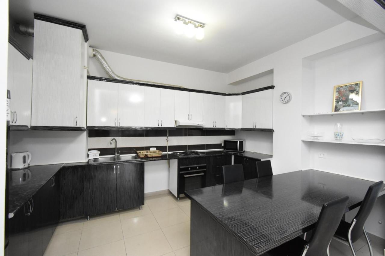Mini Hotel Erivan Exterior foto